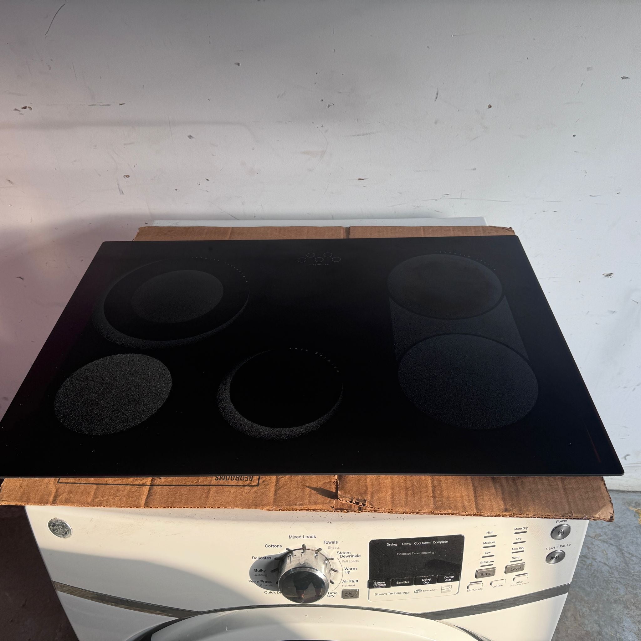 Frigidaire Electric Range Main Top (Black) 318223626 Frigidaire Electric Range Main Top (Black) 318223626